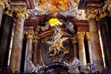 Altar in der Asamkirche Rohr in der Hallertau